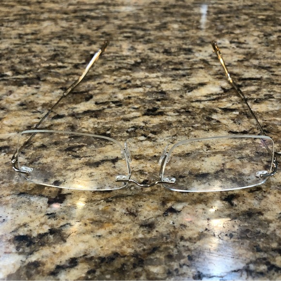 Excess titanium frames - Picture 8 of 11